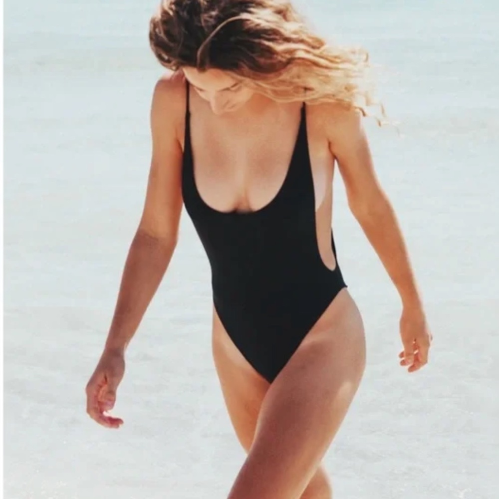 Po Swim Black Skimpy One Piece Open Back (Size M)